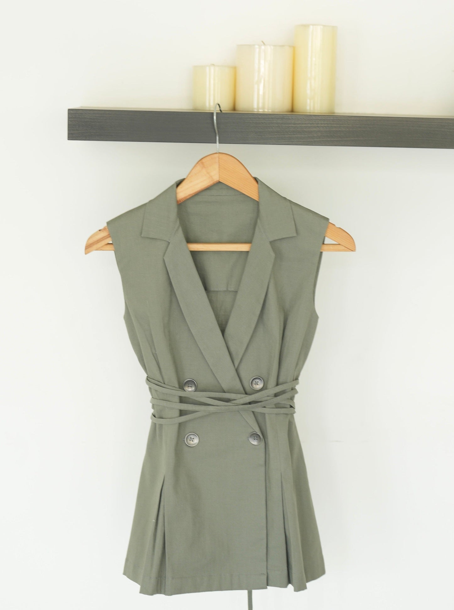 Olivia Buttoned Blazer