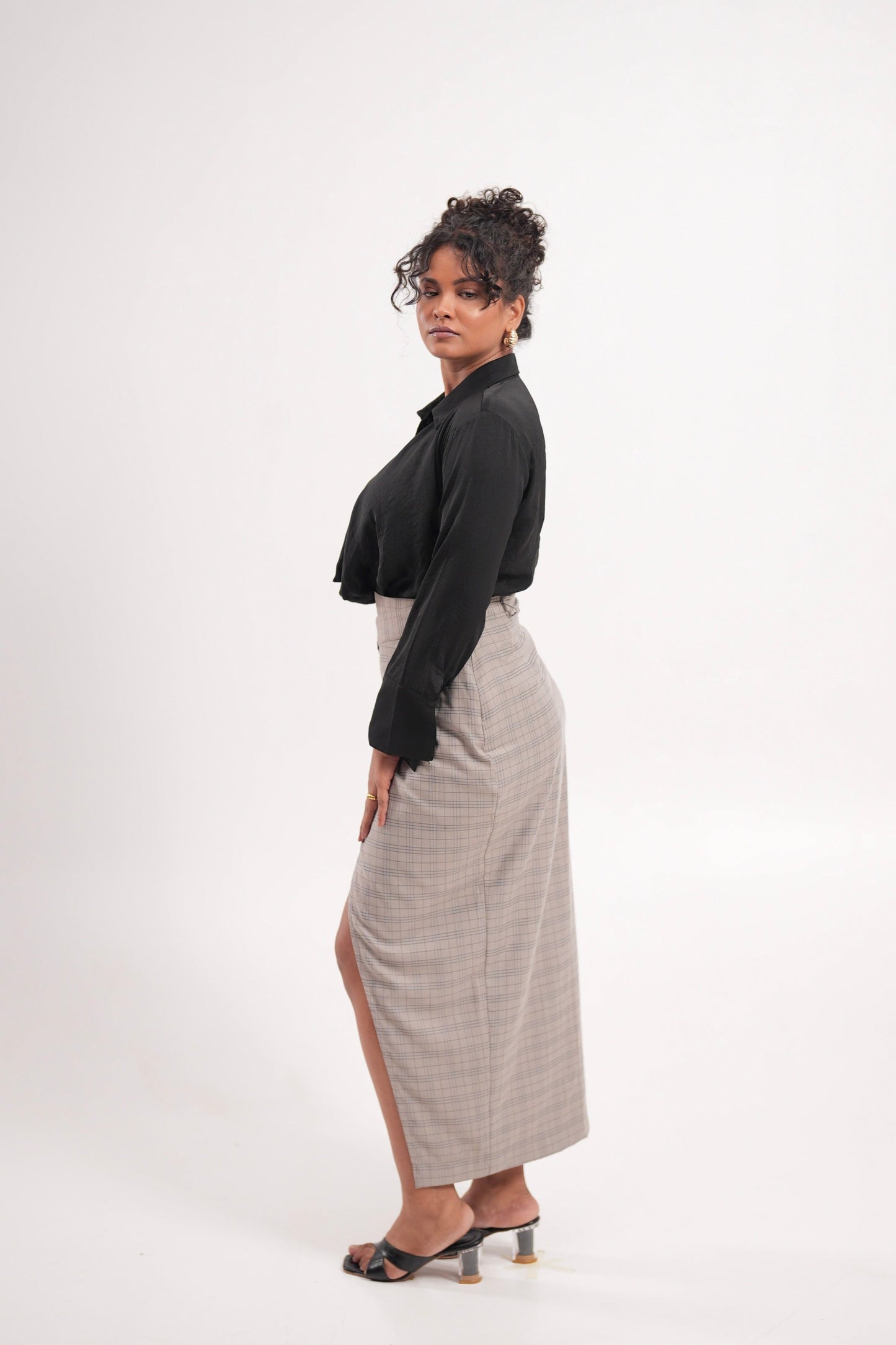 Taupe Plaid Slit Skirt